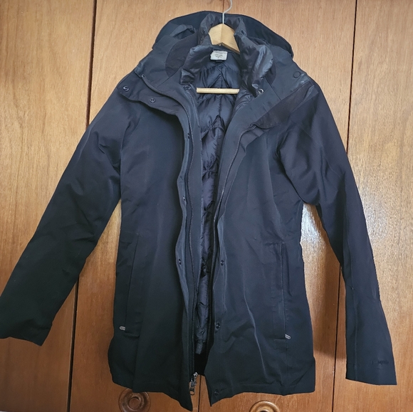 Patagonia Women's Short Tres 3-in-1 Parka. Size S - Picture 4 of 12
